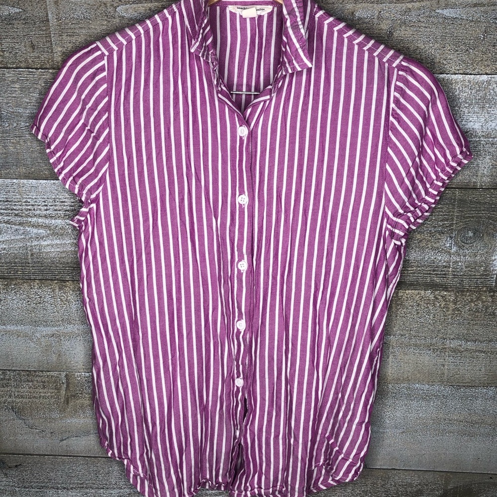 Beachlunchlounge purple striped button down top